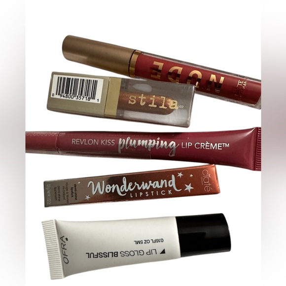 Lippie Bundle Stila, Ciatè, Ofra, Revlon & NUDE All New - Picture 1 of 12